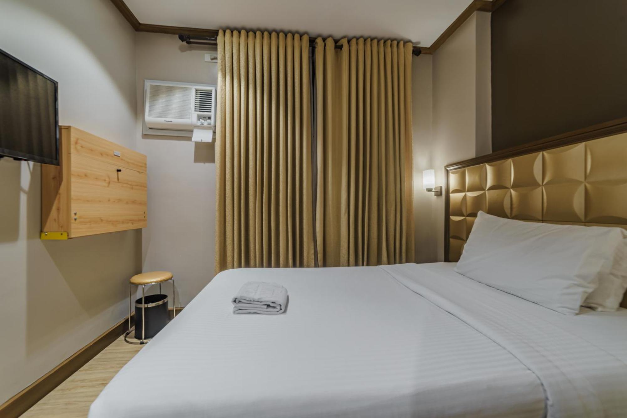 Robertson Hotel Naga  Εξωτερικό φωτογραφία