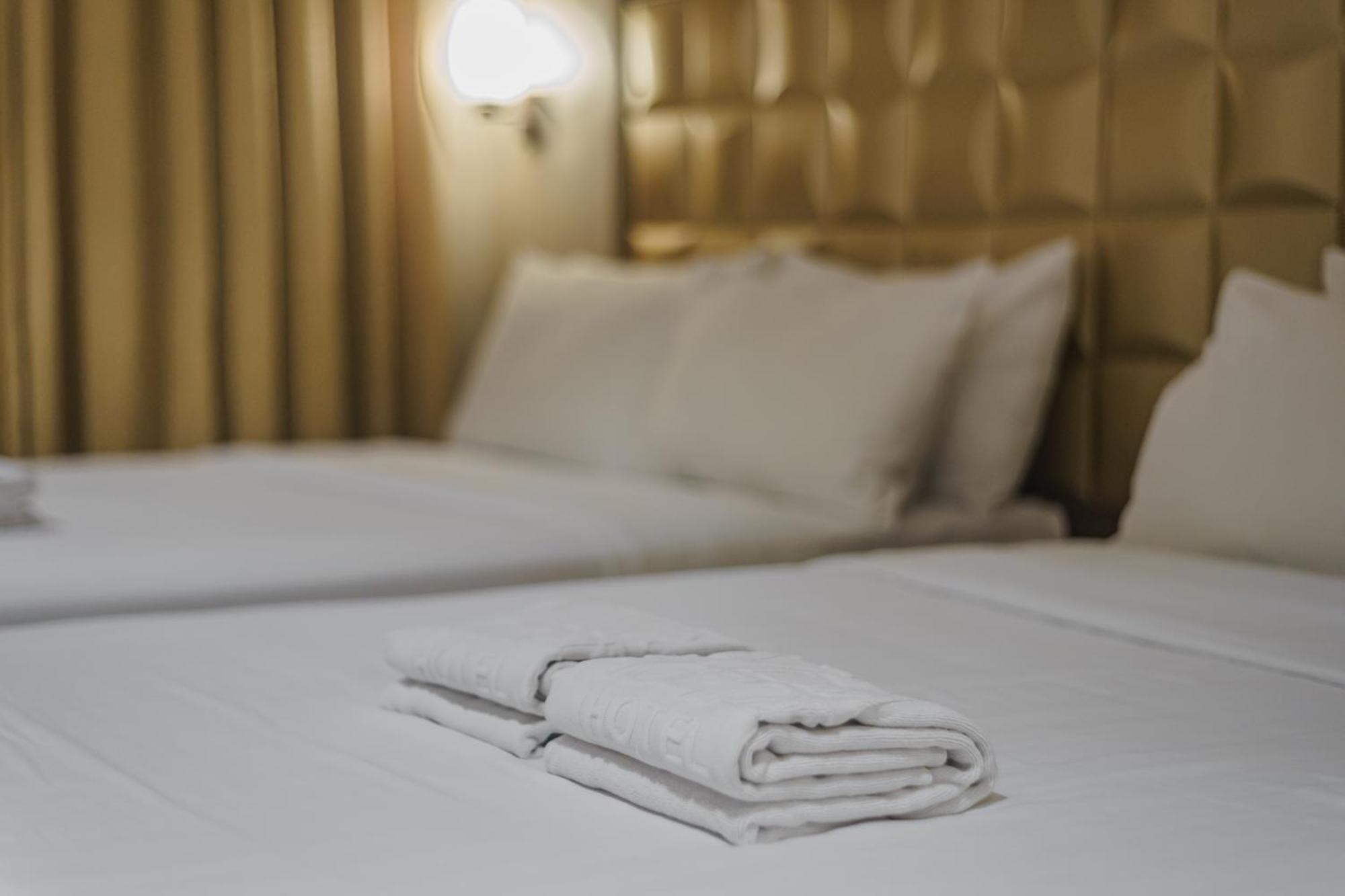 Robertson Hotel Naga  Εξωτερικό φωτογραφία