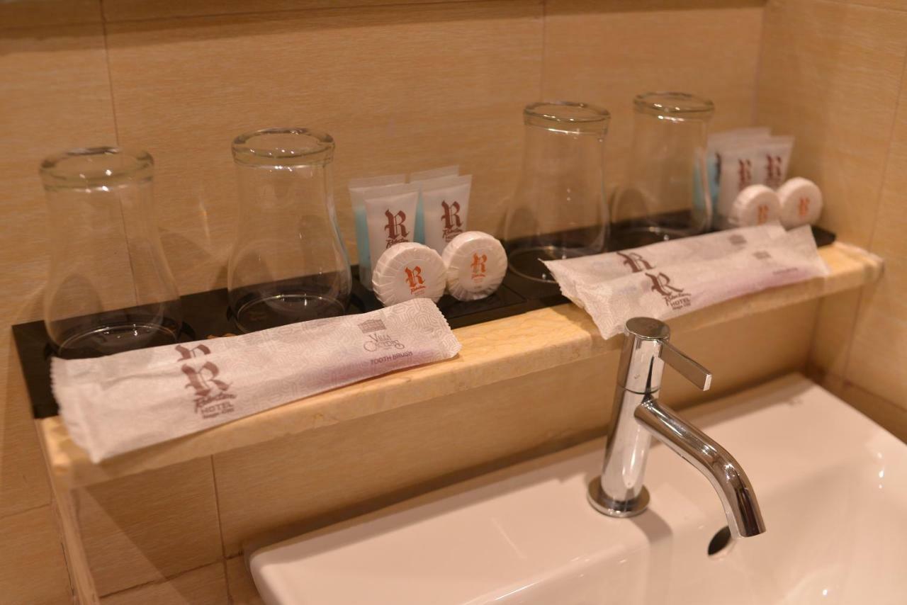 Robertson Hotel Naga  Εξωτερικό φωτογραφία