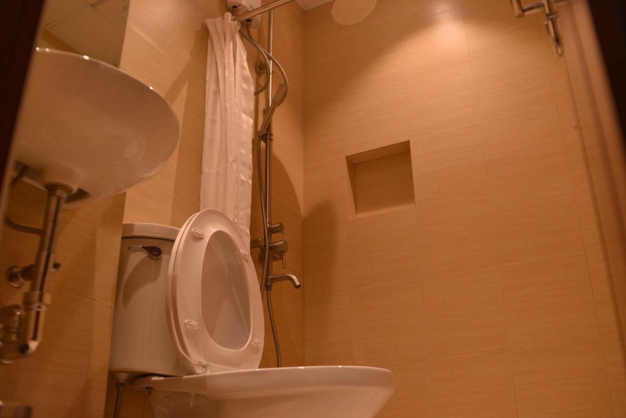 Robertson Hotel Naga  Εξωτερικό φωτογραφία